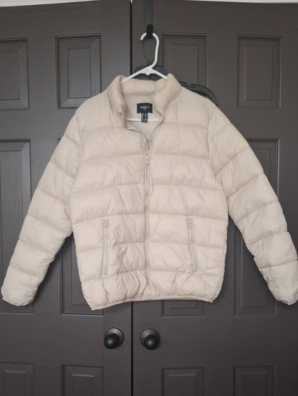Forever 21 Mens (but could be unisex) Beige Quilted Puffer Jacket